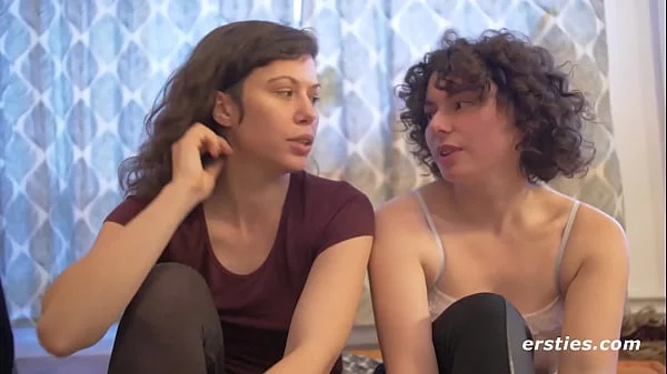 Ersties: French Lesbians Have Kinky Bondage Fun